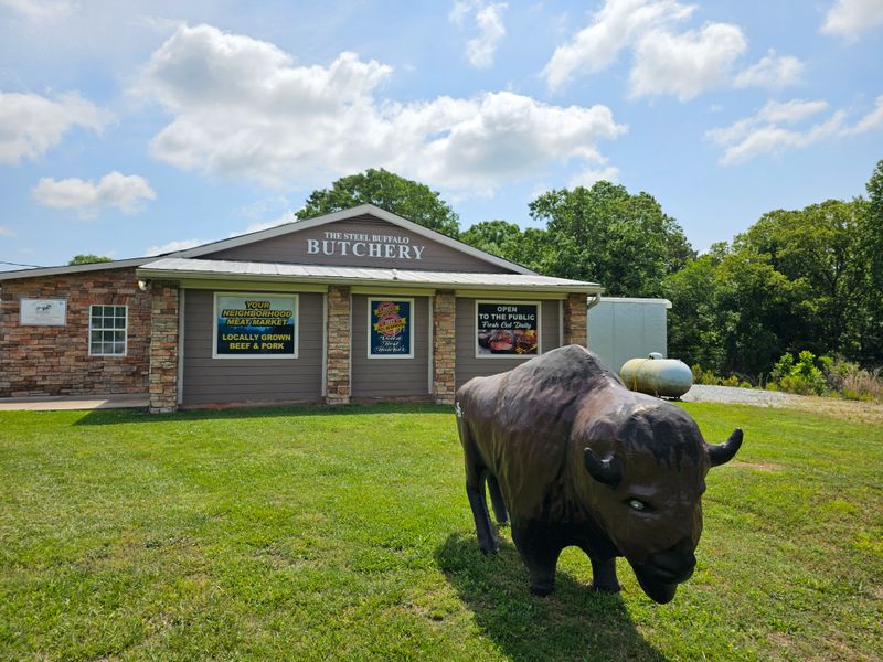 14 Wyoming Butcher Shops Offering Cuts So Fresh Locals Swear There's Nothing Better - Decor Hint Buffalo Locker Plant