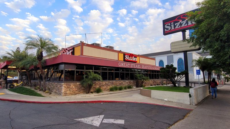 These 14 California Breakfast Buffets Serve The Same Comfort Classics Your Grandparents Loved - Decor Hint Sizzler Salad Bar