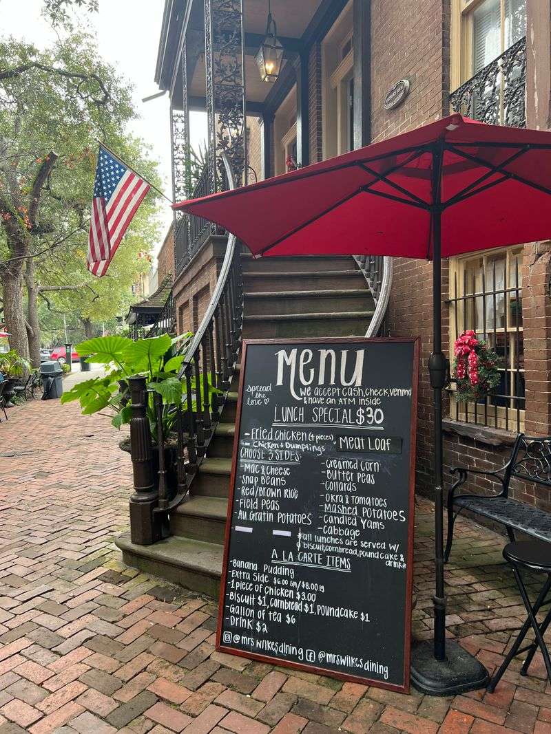 These Georgia Buffets Are Known For Their Giant Southern Feasts And They Keep Crowds Coming - Decor Hint Mrs. Wilkes Dining Room