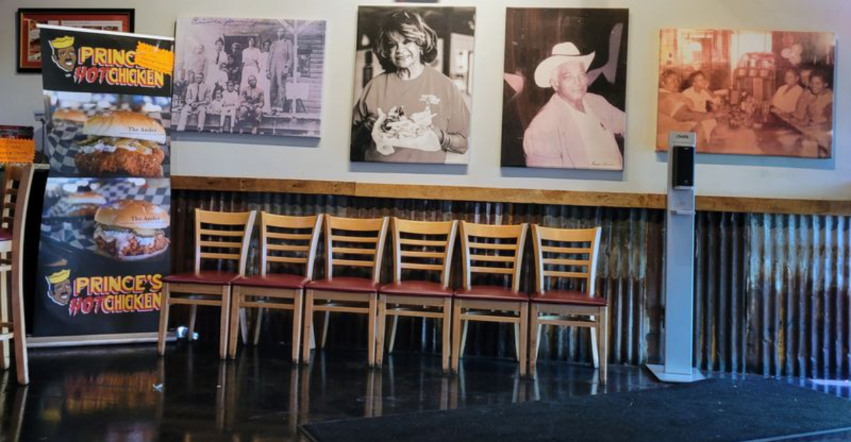 This Tennessee Restaurant Put Itself On The Map With Fried Chicken - Decor Hint
