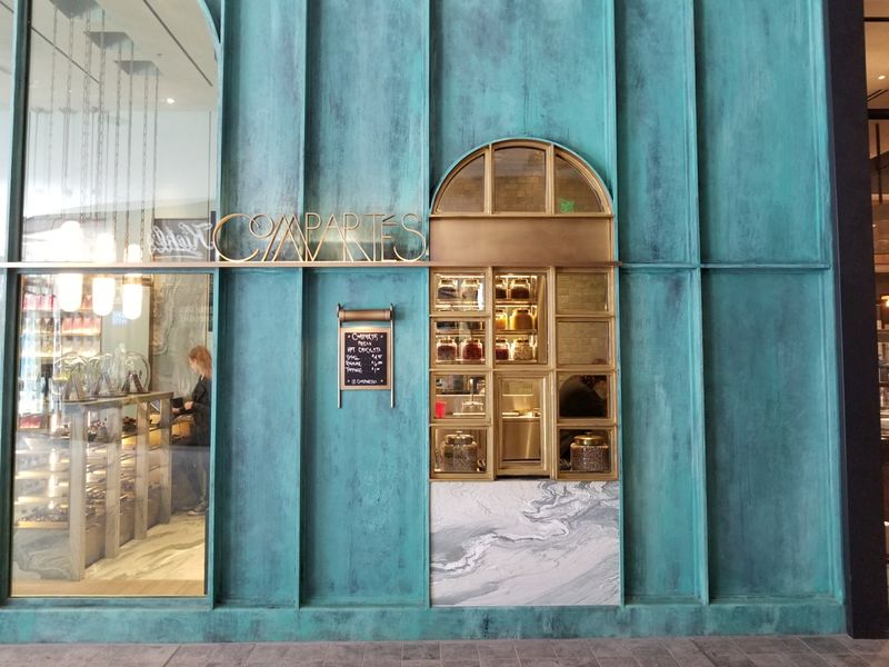 A Los Angeles Icon Beyond Its Original Neighborhood