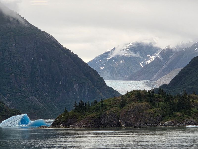 Tracy Arm–Fords Terror Wilderness