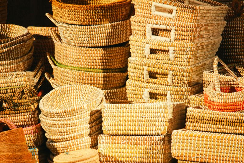 11 Cozy Winter Décor Ideas For Hawaii Homes That Blend Festive And Island-Inspired Vibes - Decor Hint Handwoven Hawaiian Baskets