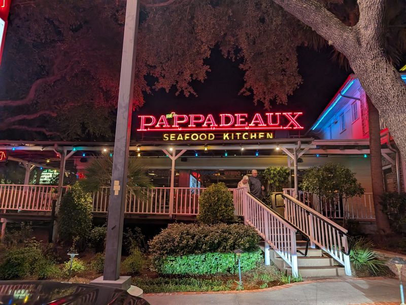 Texas Lobster Roll Spots Serving Big Flavor, No Fuss - Decor Hint Pappadeaux Seafood Kitchen