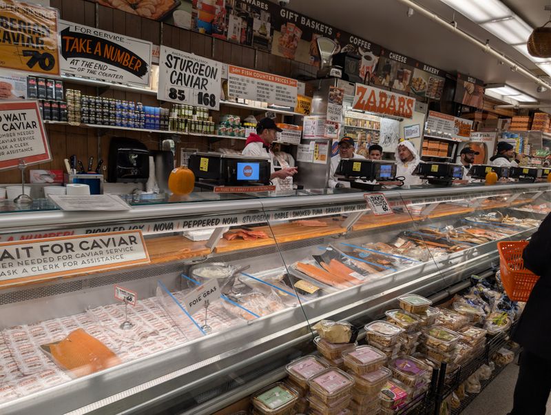 20 New York Stores And Markets Where Seafood Lovers And Meat Fans Unite - Decor Hint Zabar's