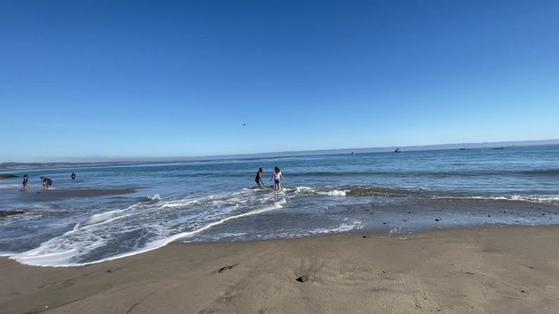 14 California Seaside Escapes Offering Sunshine And Surf In Winter - Decor Hint Capitola