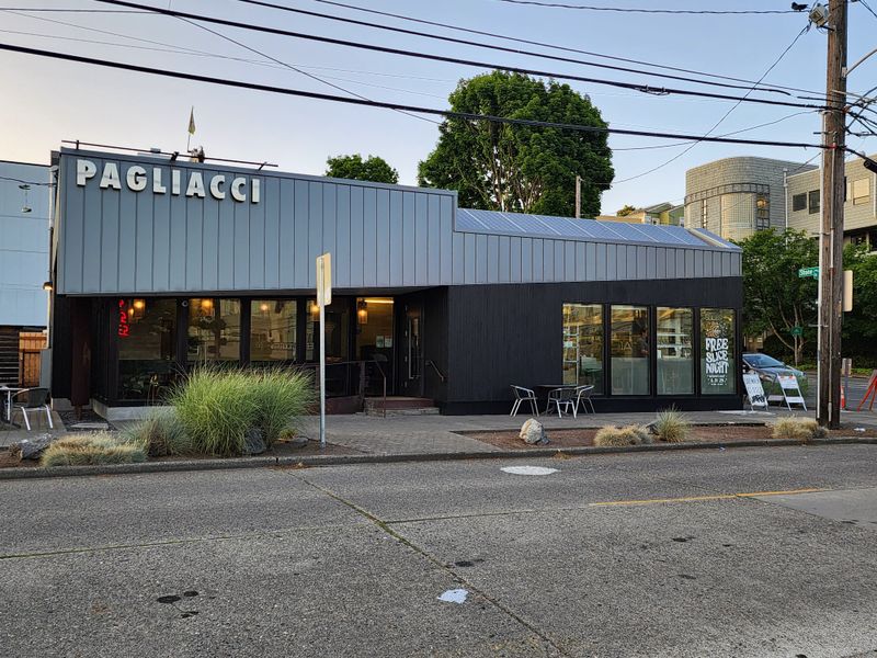 Pagliacci Pizza University District