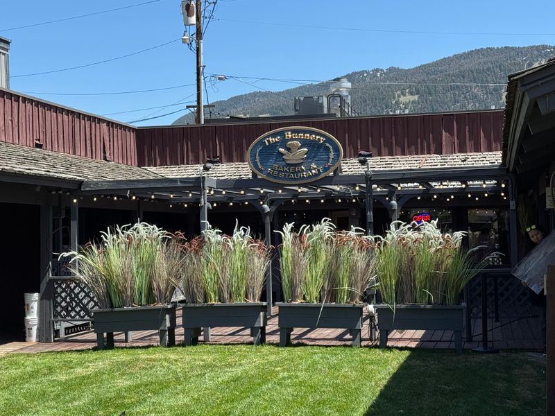 9 Wyoming Restaurants Serving Fried Fish With Western Flavor - Decor Hint The Bunnery Bakery & Restaurant