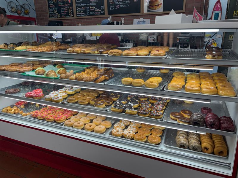 Kings Donuts and Deli of Mt Dora