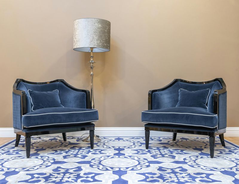 14 Living Room Trends Arizona Homeowners Are Finally Letting Go Of - Decor Hint Matching Furniture Sets