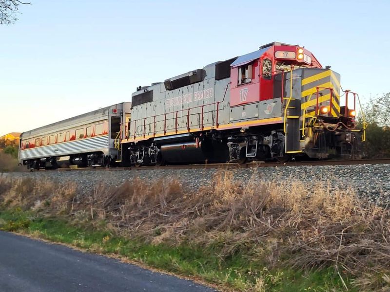 Join Santa For A Festive Ride On Virginia's Scenic Holiday Express - Decor Hint Community Revival In Historic Louisa