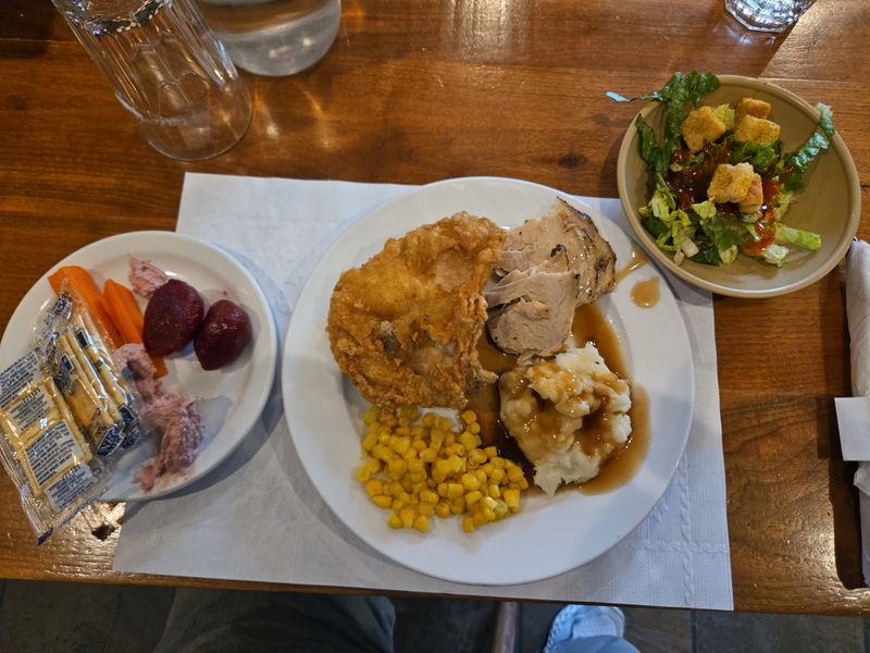 The Iowa Country Diner Where Fried Fish Nights Are Sacred - Decor Hint Community Heart That Keeps Beating