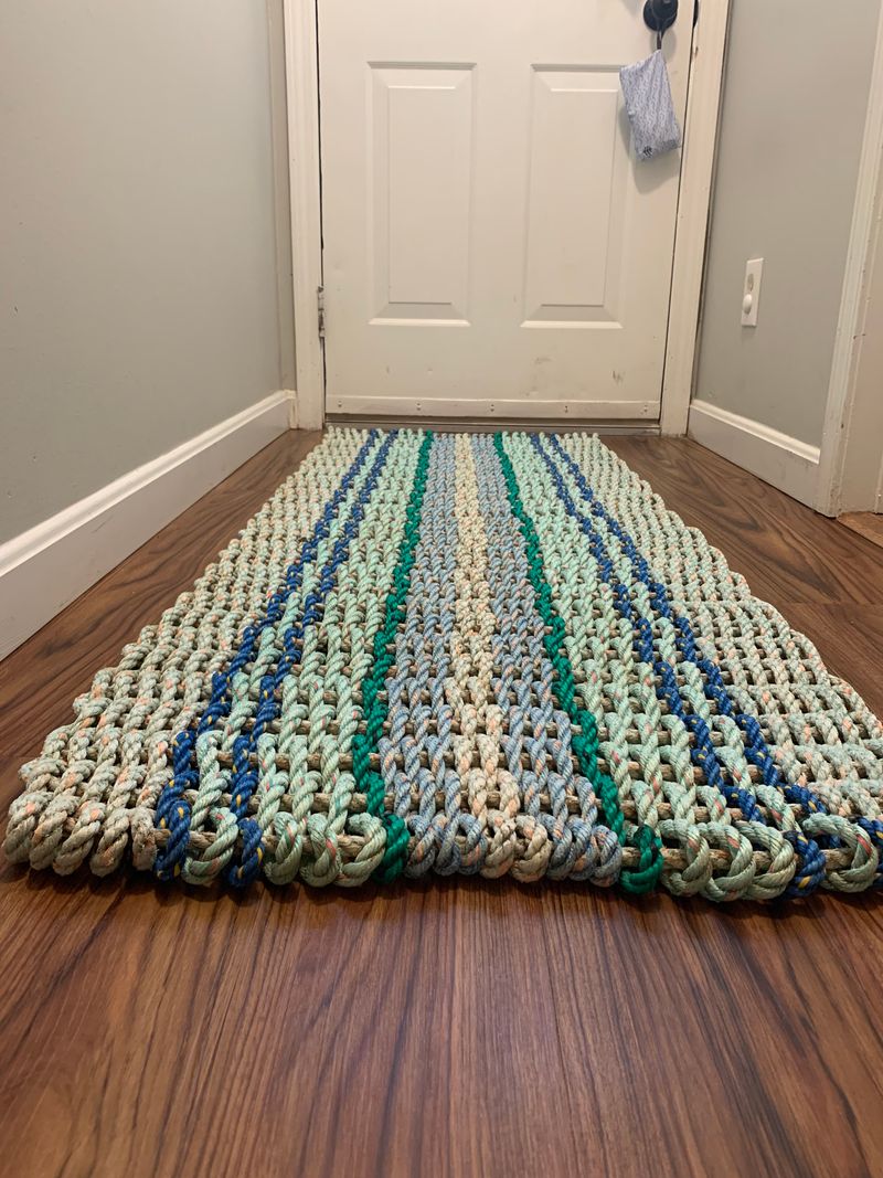 Warm & Welcoming: 11 Maine Rug Styles That Beat The Cold - Decor Hint Lobster Trap Rope Rugs