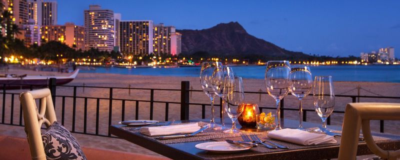 Welcoming The New Year Through 11 Festive New Year's Eve Dining Options In Hawaii - Decor Hint Azure Restaurant At Royal Hawaiian Hotel