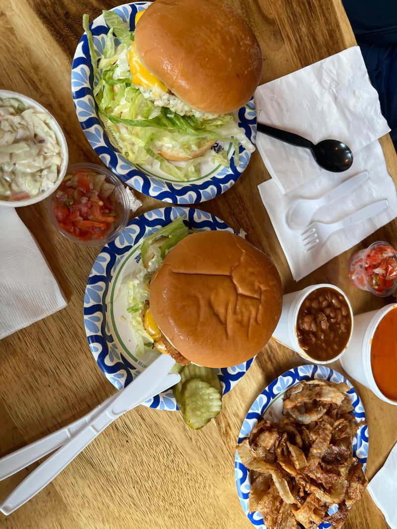 9 Alaska Restaurants Serving Fresh-Caught Fried Fish You'll Love - Decor Hint Arctic Roadrunner