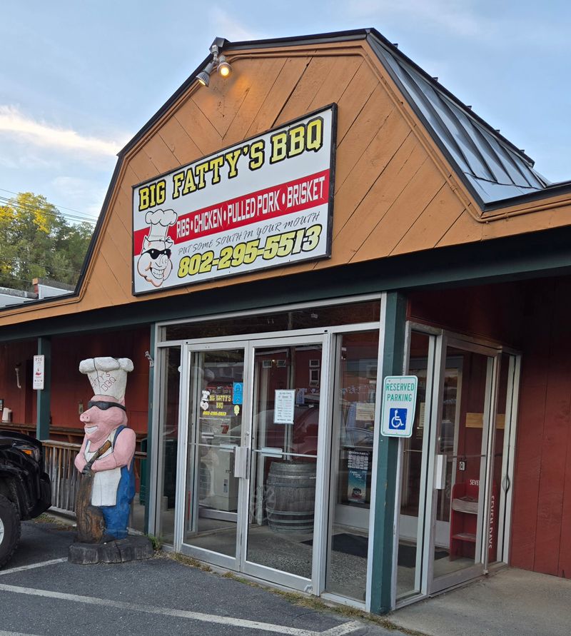 14 Cozy Vermont Soul Food Buffets That Make Cold Days Feel A Little Warmer - Decor Hint Big Fatty's BBQ