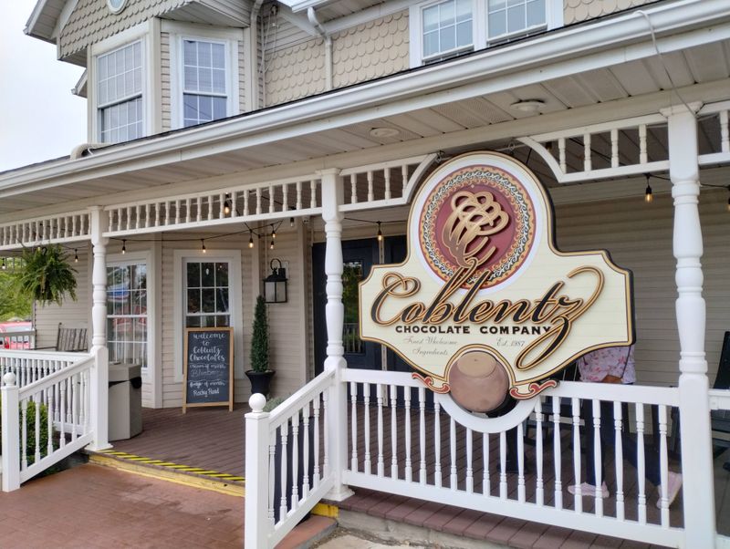 Coblentz Chocolate Company Café