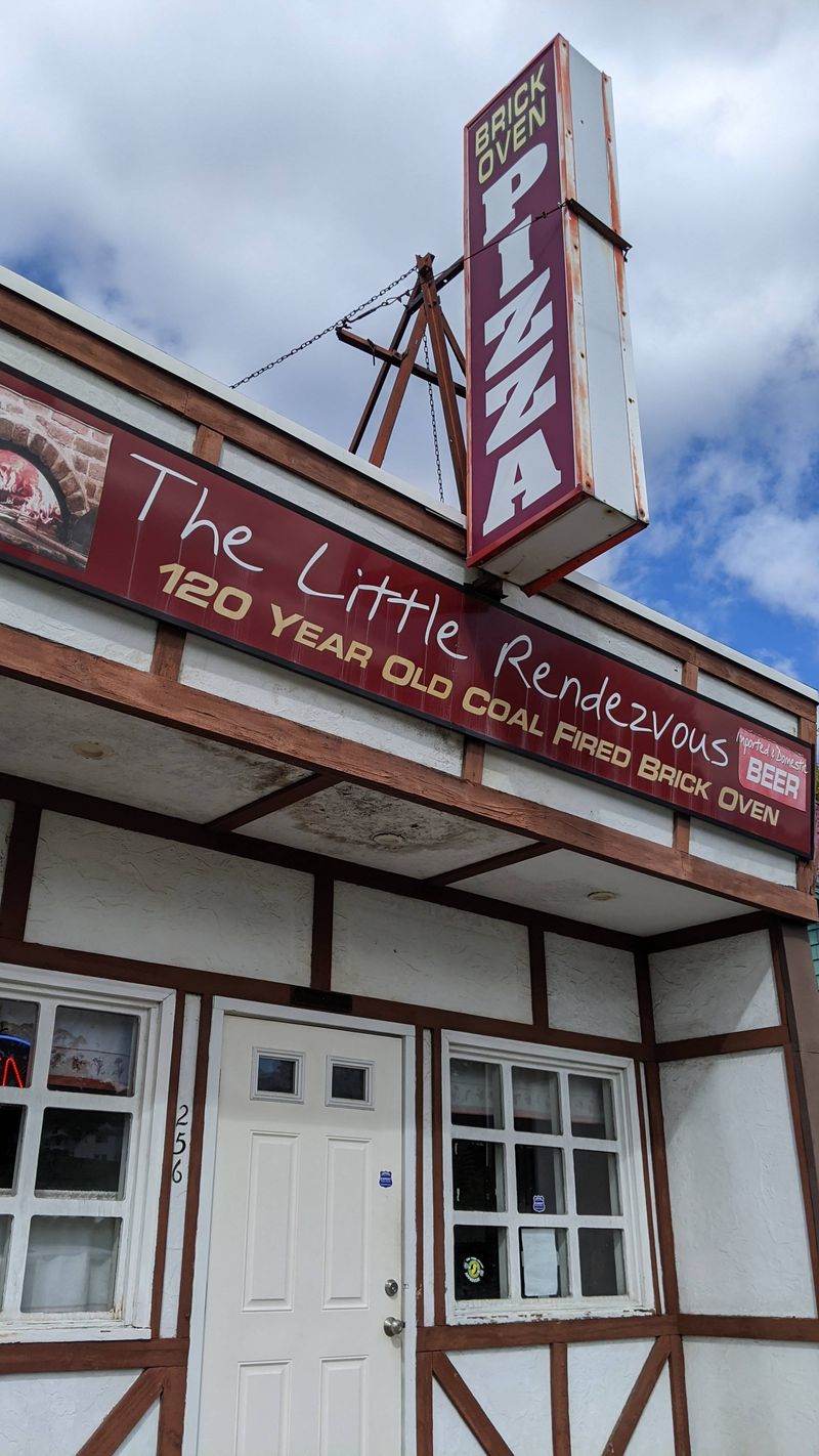 The Little Rendezvous