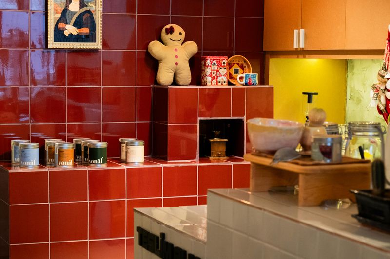 Overly Themed Décor