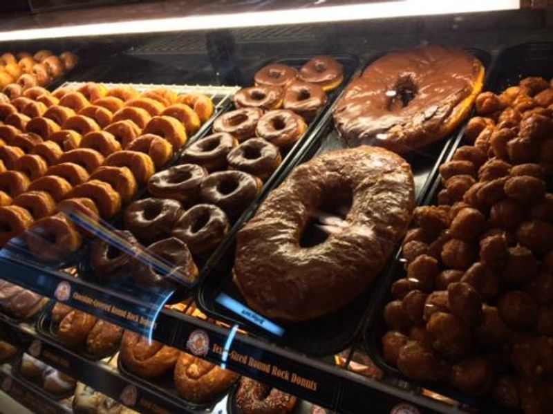 Round Rock Donuts