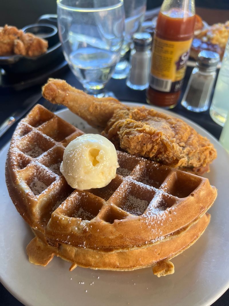 10 Neighborhood Restaurants That Capture New York City’s Soul - Decor Hint Sylvia’s Restaurant