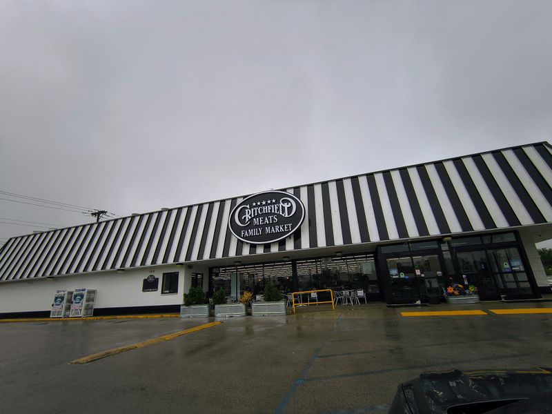 11 Kentucky Meat Markets That Prove A Good Butcher Still Matters - Decor Hint Critchfield Meats Family Market