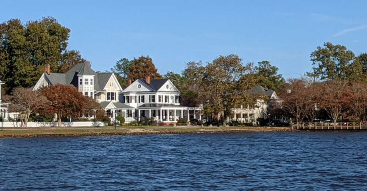 12 Stress Free North Carolina Towns Youll Love - Decor Hint