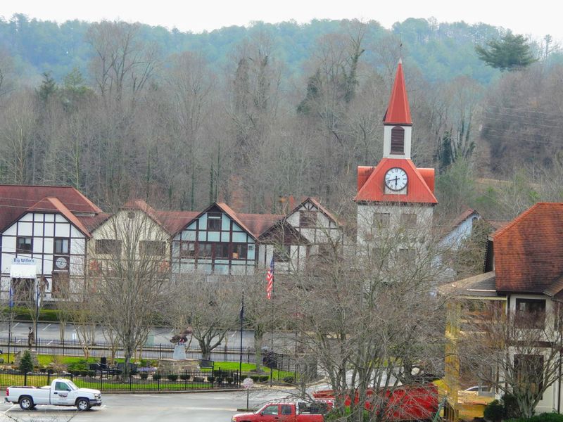 13 Georgia Towns That Rank Among The Prettiest In The State - Decor Hint Helen