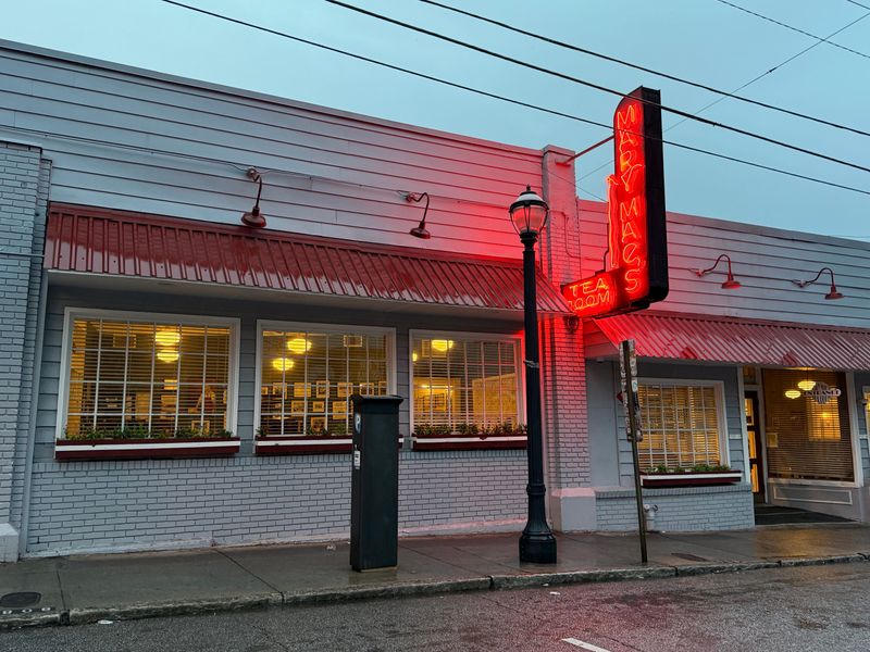 14 Georgia Restaurants That Prove Word Of Mouth Still Matters - Decor Hint Mary Mac's Tea Room