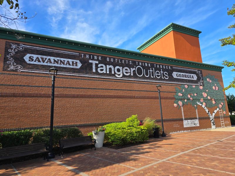 Tanger Outlets Savannah