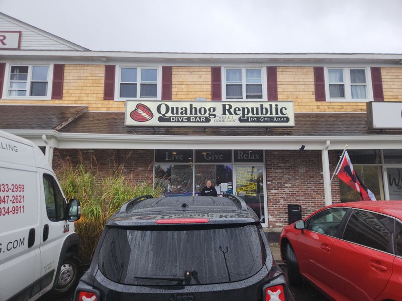 15 Massachusetts Lobster Roll Stands Locals Trust For The Real Thing - Decor Hint Quahog Republic