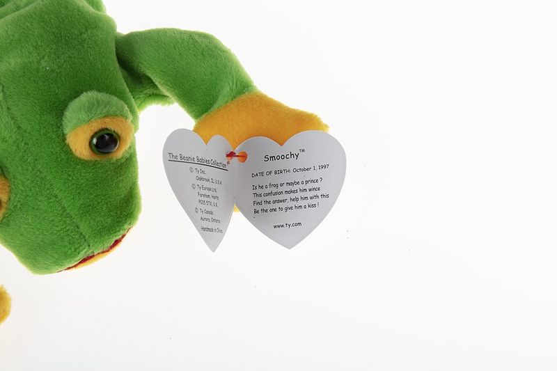 15 Missouri Items Collectors Are Letting Go Of (Plus 5 No One Wants Anymore) - Decor Hint Beanie Babies From St. Louis Suburban Estate Sales