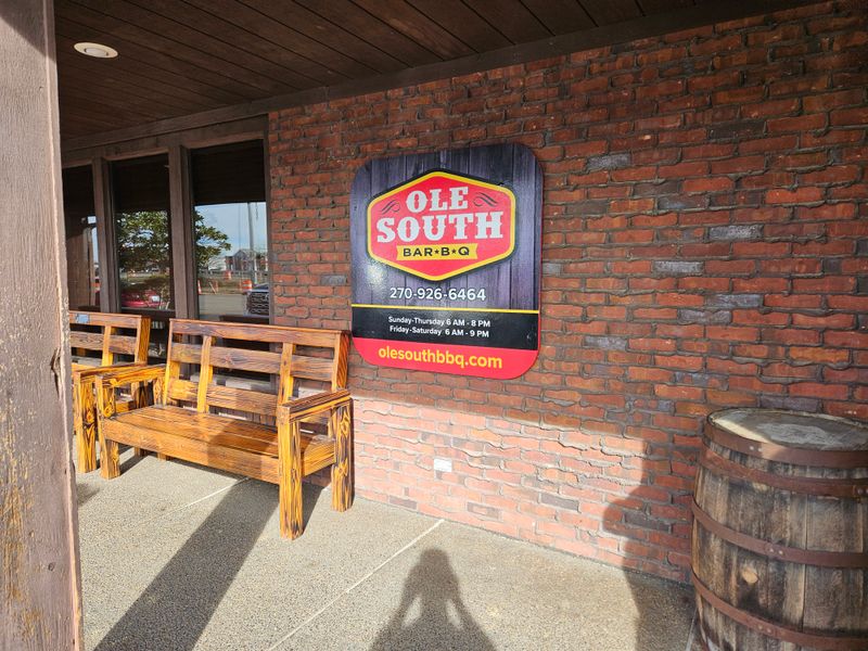 Ole South Bar-B-Que Buffet