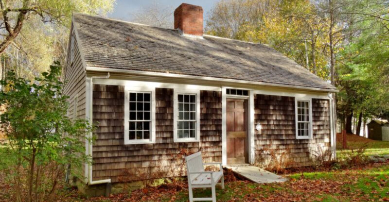 20 Secluded Maine Mansions With Truly Unforgettable Settings