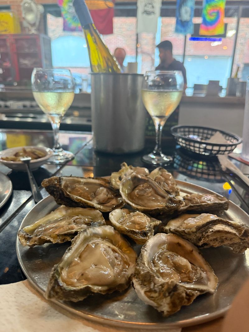 These North Carolina Oyster Bars Serve Flavor That Hits Every Time - Decor Hint The Full Moon Oyster Bar, Asheboro