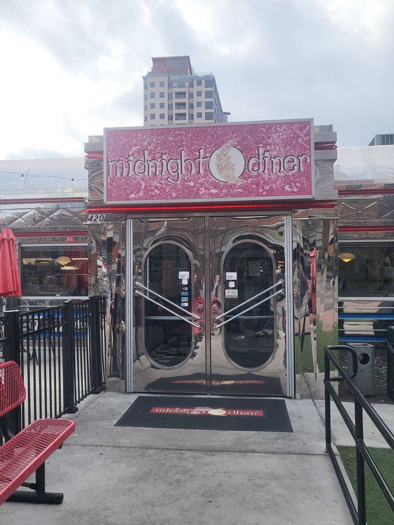 Timeless North Carolina Diners Everyone Swears By - Decor Hint Midnight Diner, Charlotte