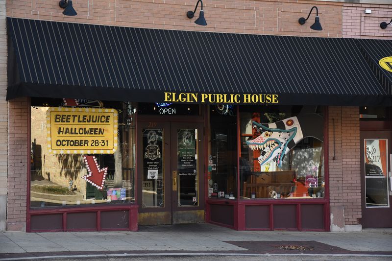 Elgin Public House