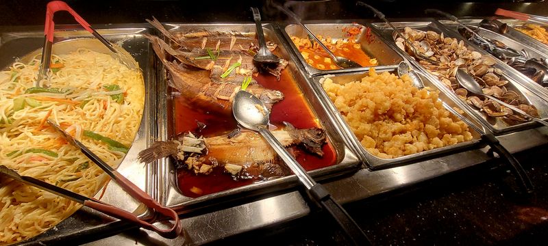 8 New Jersey Seafood Buffets Locals Trust Year After Year - Decor Hint Flaming Grill & Supreme Buffet, East Rutherford