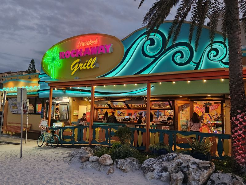 Frenchy’s Rockaway Grill
