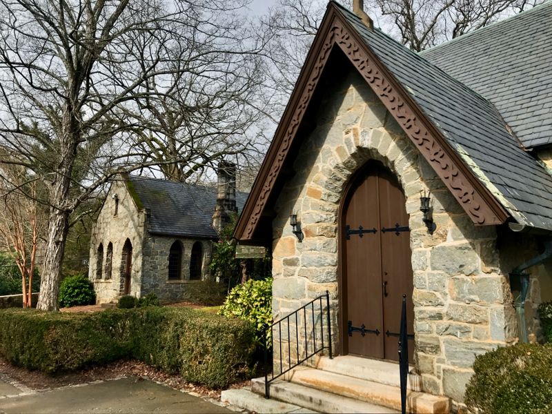 A Delightful North Carolina Town That Feels Straight Out Of A Postcard - Decor Hint Historic Downtown District