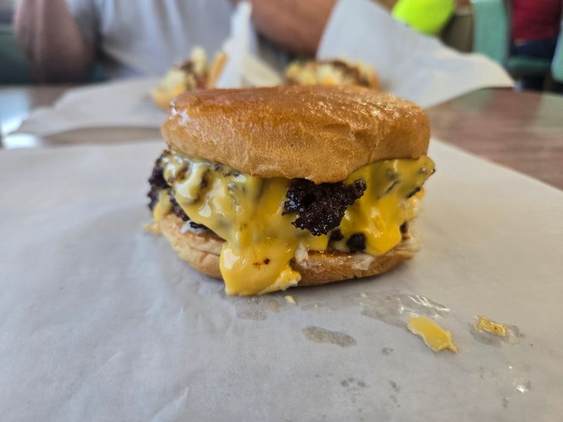 Those Famous Velveeta Cheeseburgers