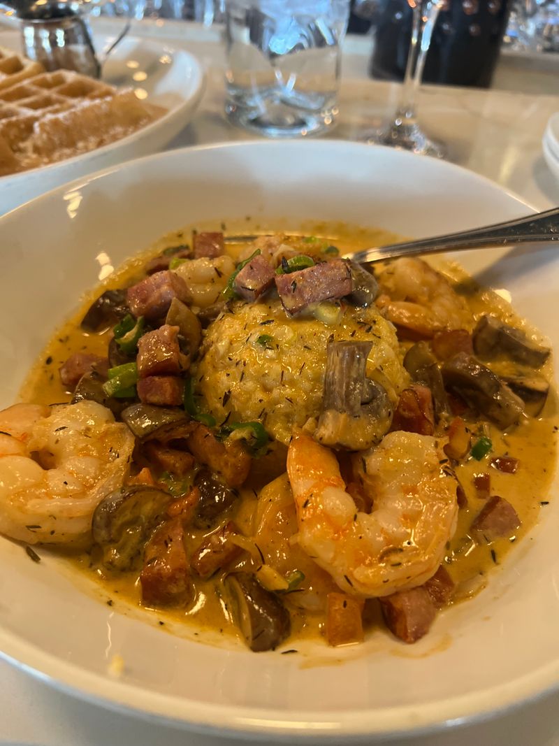 If You Love Pot Roast, This North Carolina Spot Is A Must-Visit - Decor Hint Shrimp And Grits That Redefine Southern Comfort