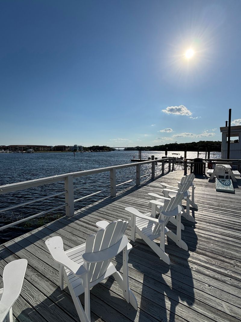 North Carolina Dining That Feels Like A Floating Escape - Decor Hint Dog Friendly Fun For Furry Crew Members