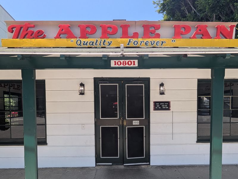 This Classic California Restaurant Is So Loved, Visitors Willingly Travel Miles For Its Burgers - Decor Hint New Owners Committed To Preserving Tradition