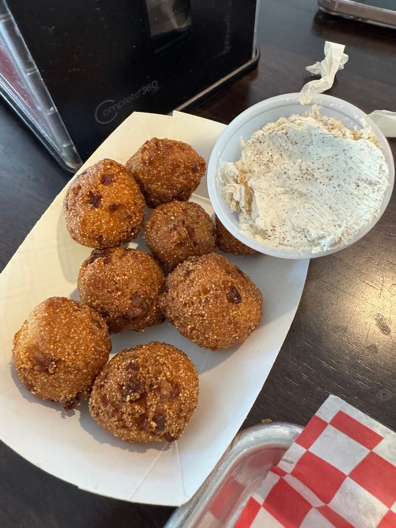 The North Carolina Smokehouse With Brisket You'll Dream About - Decor Hint Hush Puppies That Steal The Show