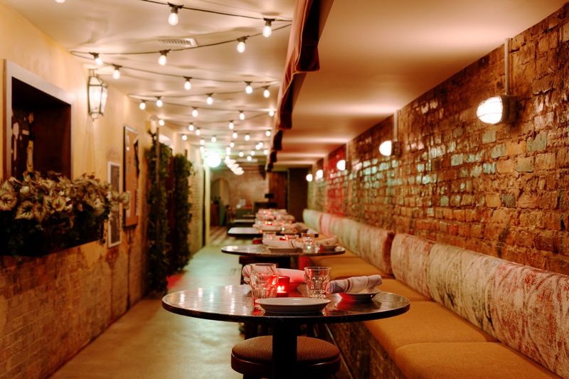 The 11 Illinois Italian Spots Locals Rarely Brag About But Always Visit - Decor Hint Bar Sotto