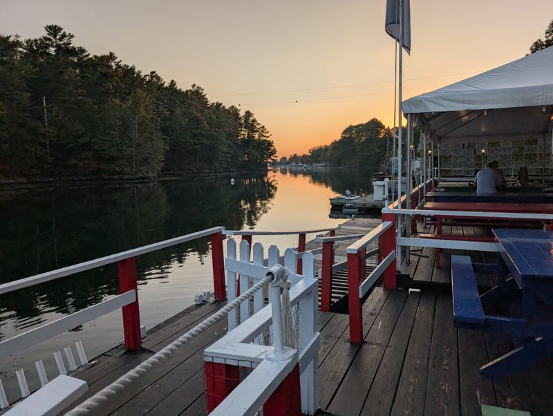 20 Local-Loved New England Seafood Shacks From Massachusetts And Beyond - Decor Hint Chauncey Creek Lobster Pier