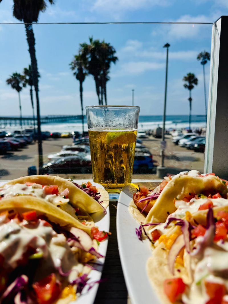 This California Seafood Shack Is Best Known For Fish Tacos People Still Talk About - Decor Hint Casual Service That Matches The Setting
