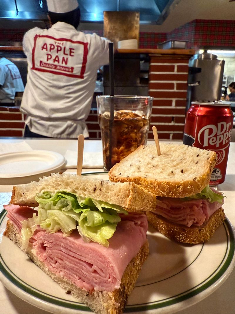 This Classic California Restaurant Is So Loved, Visitors Willingly Travel Miles For Its Burgers - Decor Hint Operating Hours And What To Expect