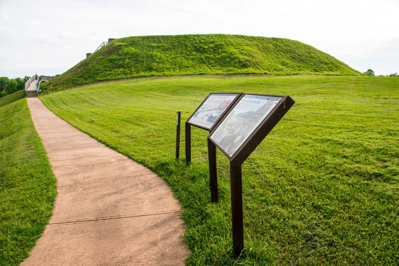 Explore Ocmulgee Mounds National Historical Park